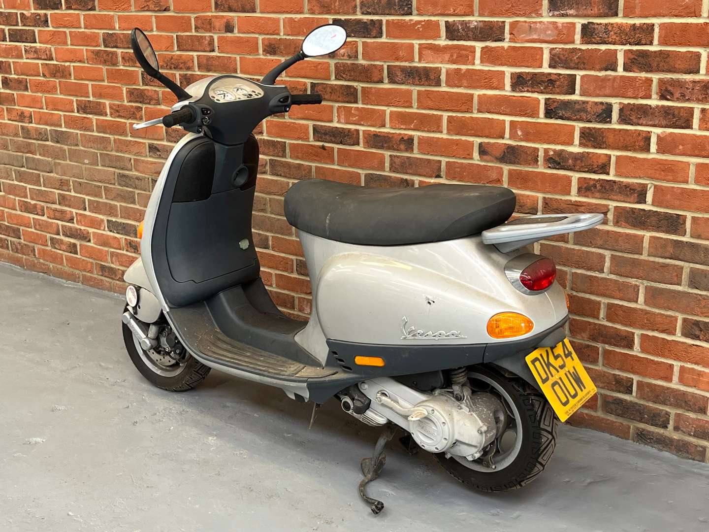 <p>2004 PIAGGIO VESPA ET4</p>