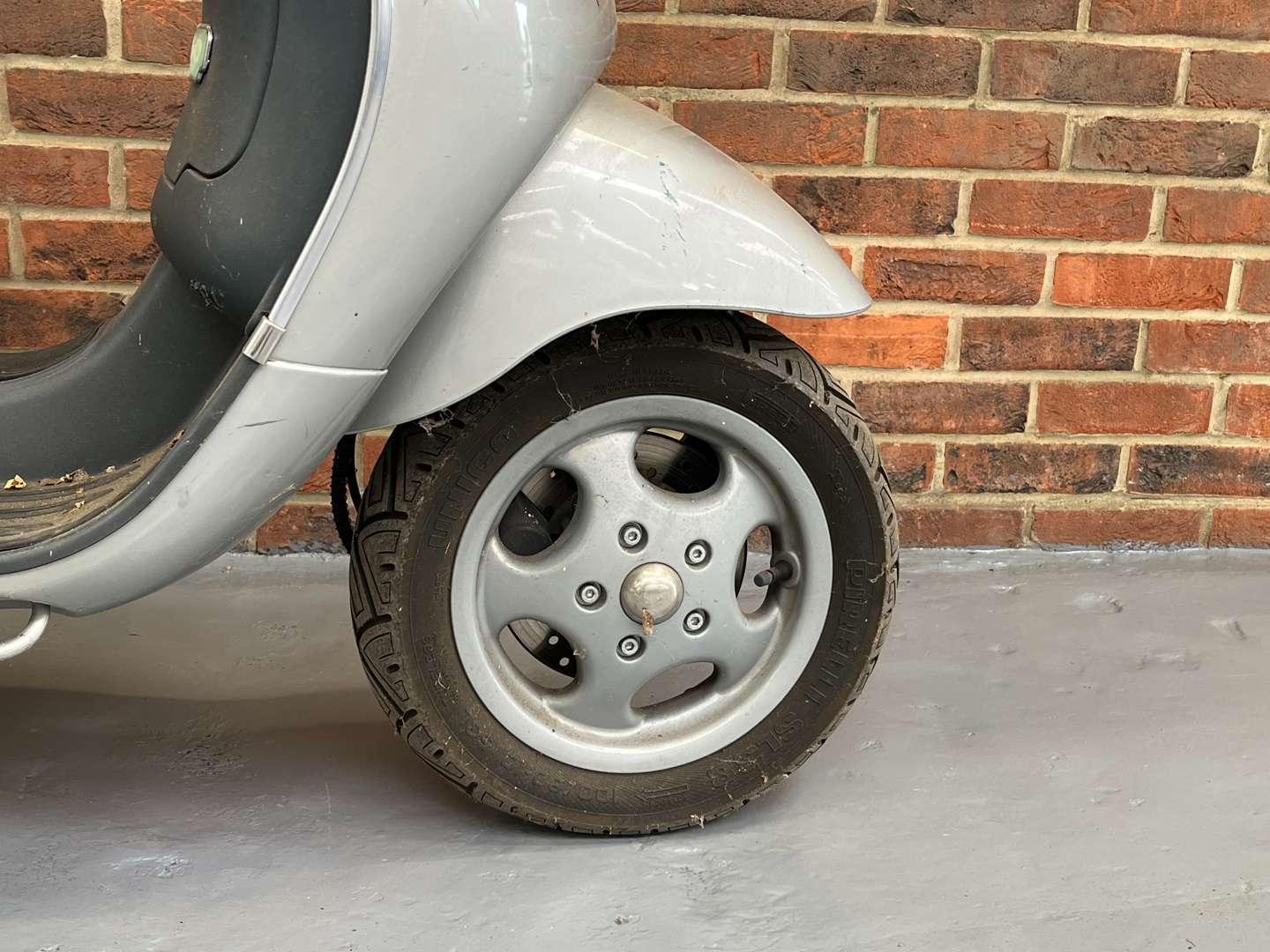 <p>2004 PIAGGIO VESPA ET4</p>