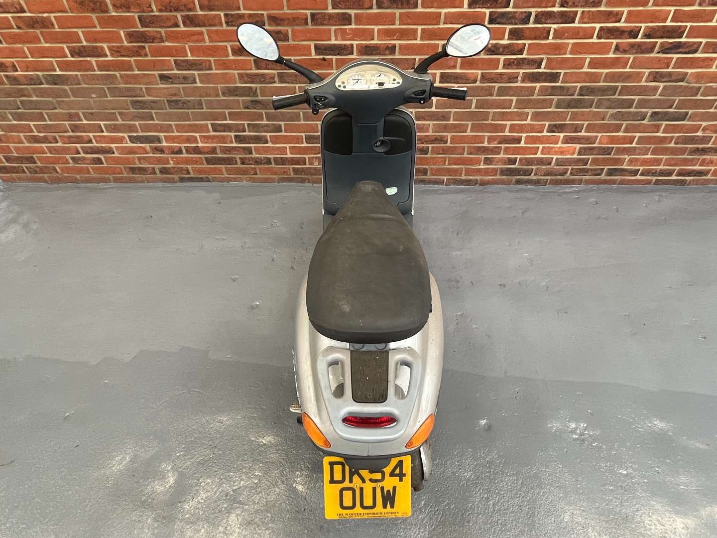 <p>2004 PIAGGIO VESPA ET4</p>