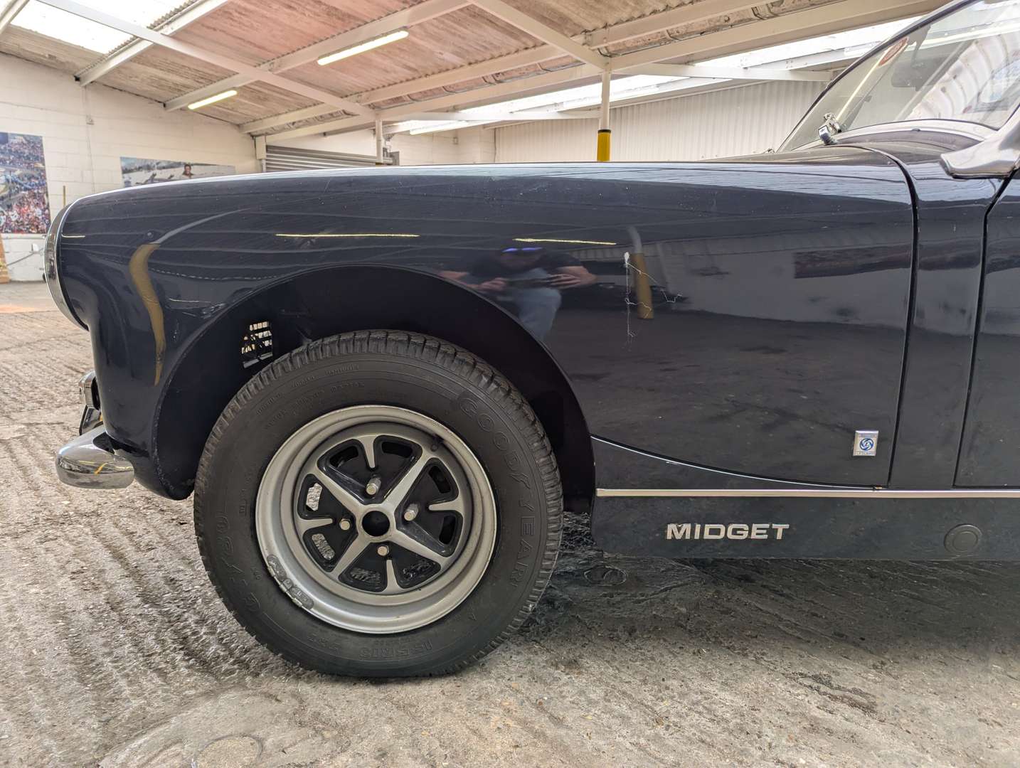 <p>1972 MG MIDGET</p>
