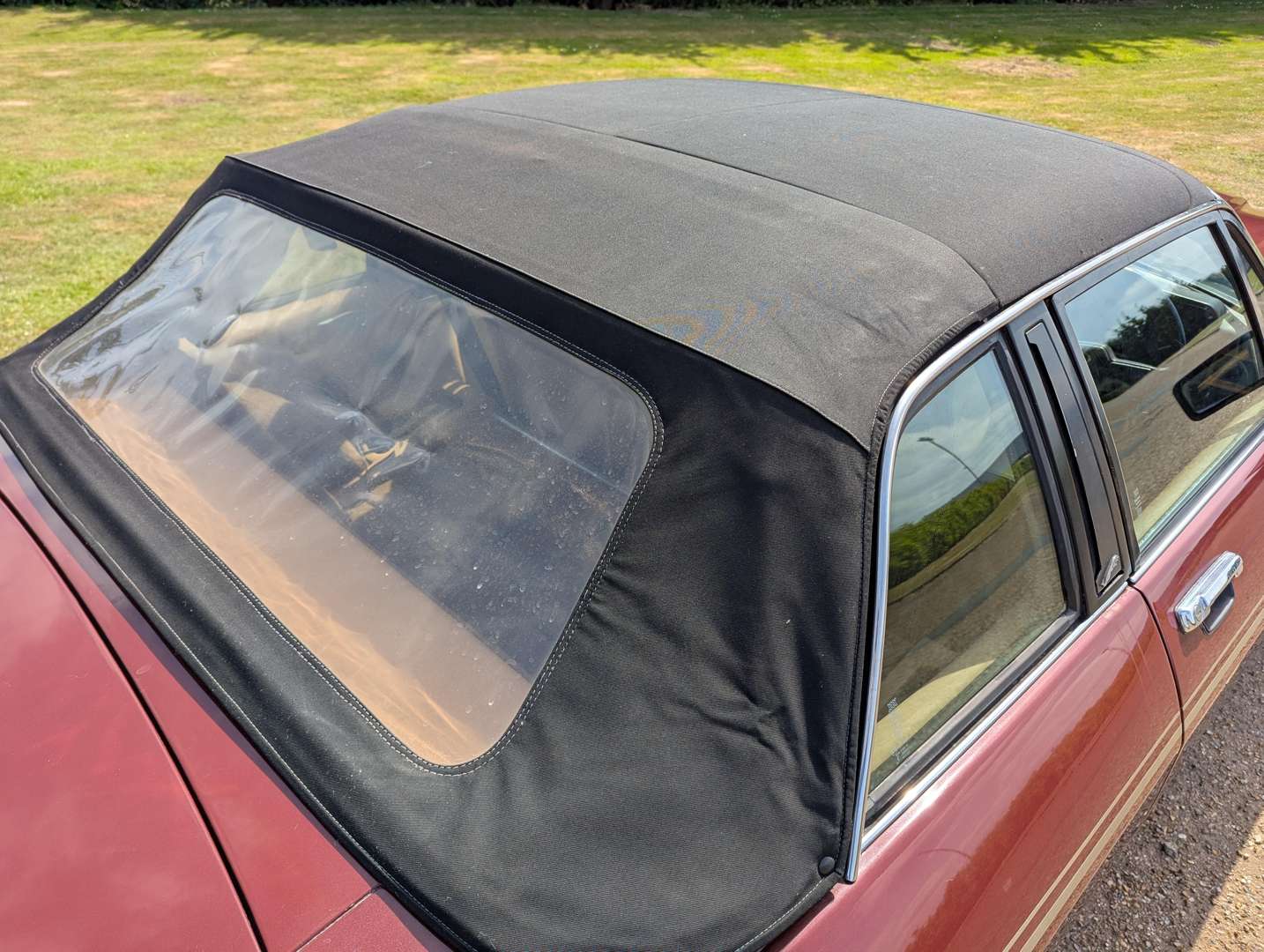 <p>1984 JAGUAR XJ-SC MANUAL</p>