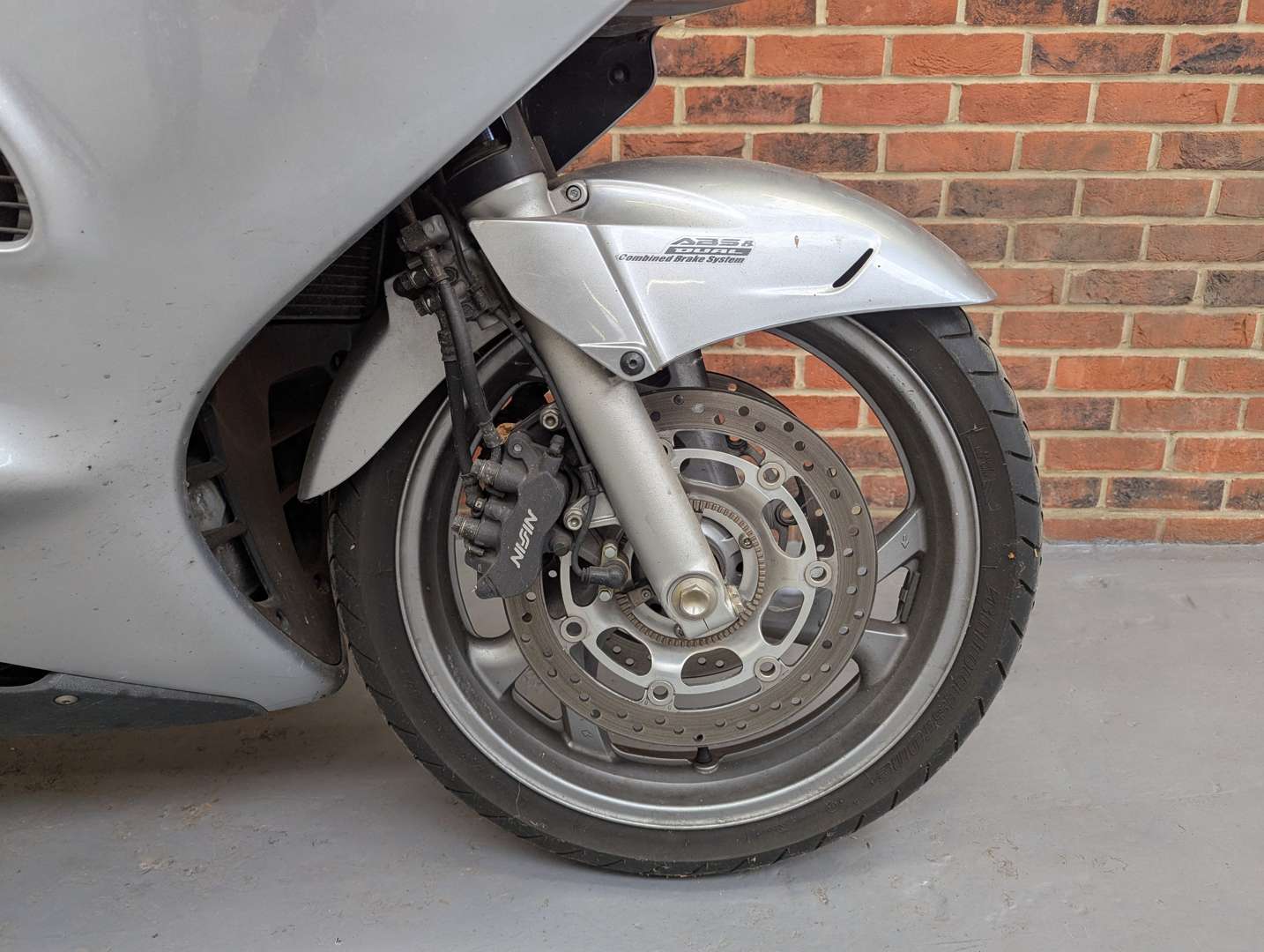 <p>2004 HONDA ST1300</p>