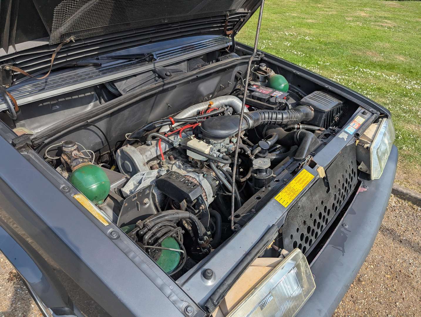 <p>1989 CITROEN BX 16RS</p>