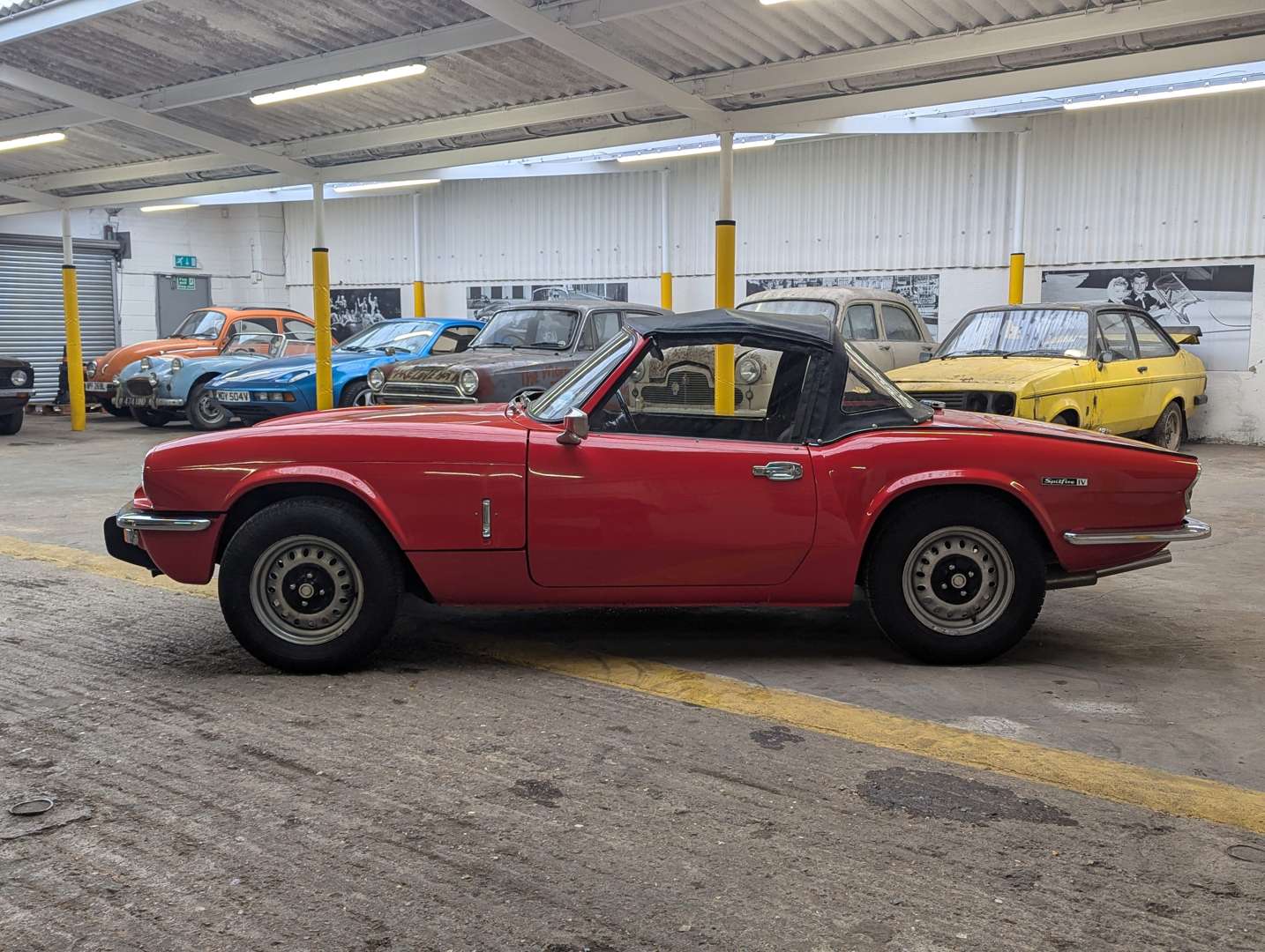 <p>1973 TRIUMPH SPITFIRE MKIV</p>