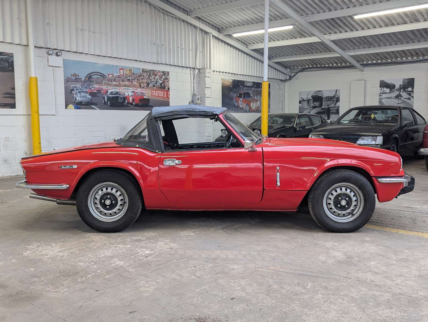 <p>1973 TRIUMPH SPITFIRE MKIV</p>