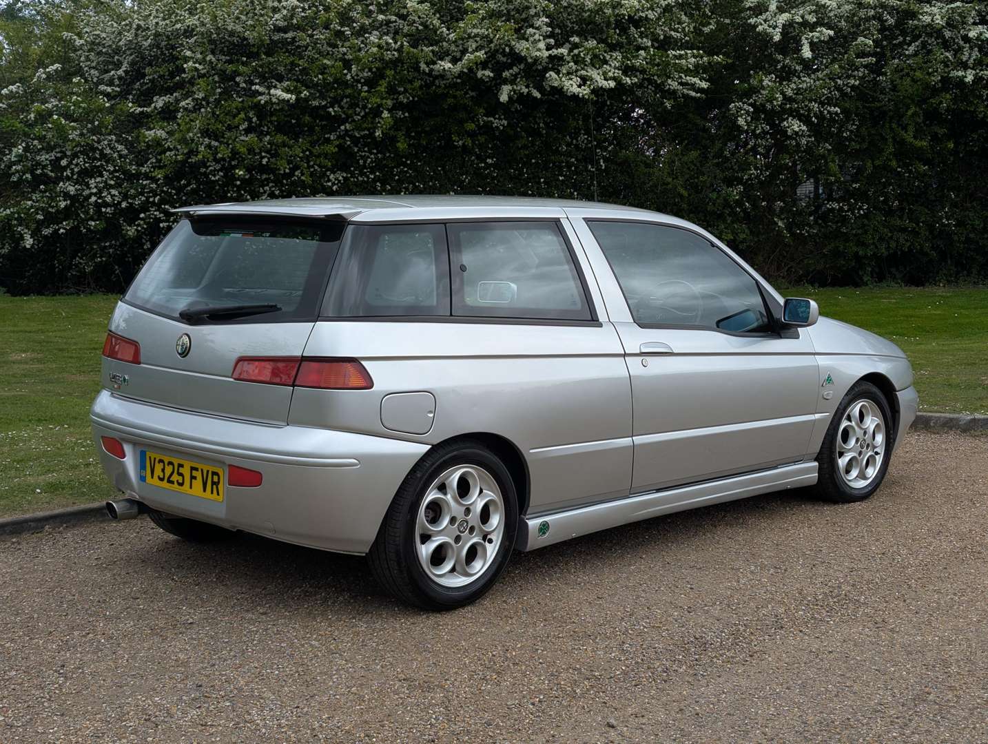 <p>2000 ALFA ROMEO 145 CLOVERLEAF</p>