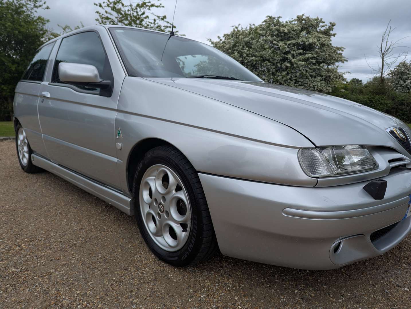 <p>2000 ALFA ROMEO 145 CLOVERLEAF</p>
