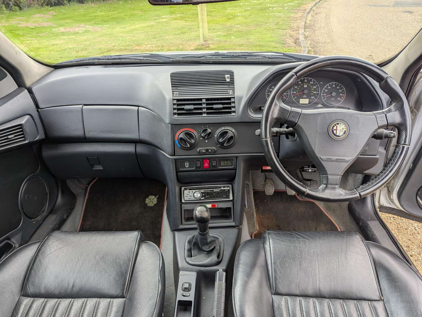 <p>2000 ALFA ROMEO 145 CLOVERLEAF</p>