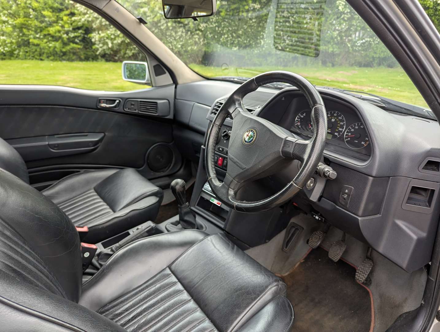 <p>2000 ALFA ROMEO 145 CLOVERLEAF</p>