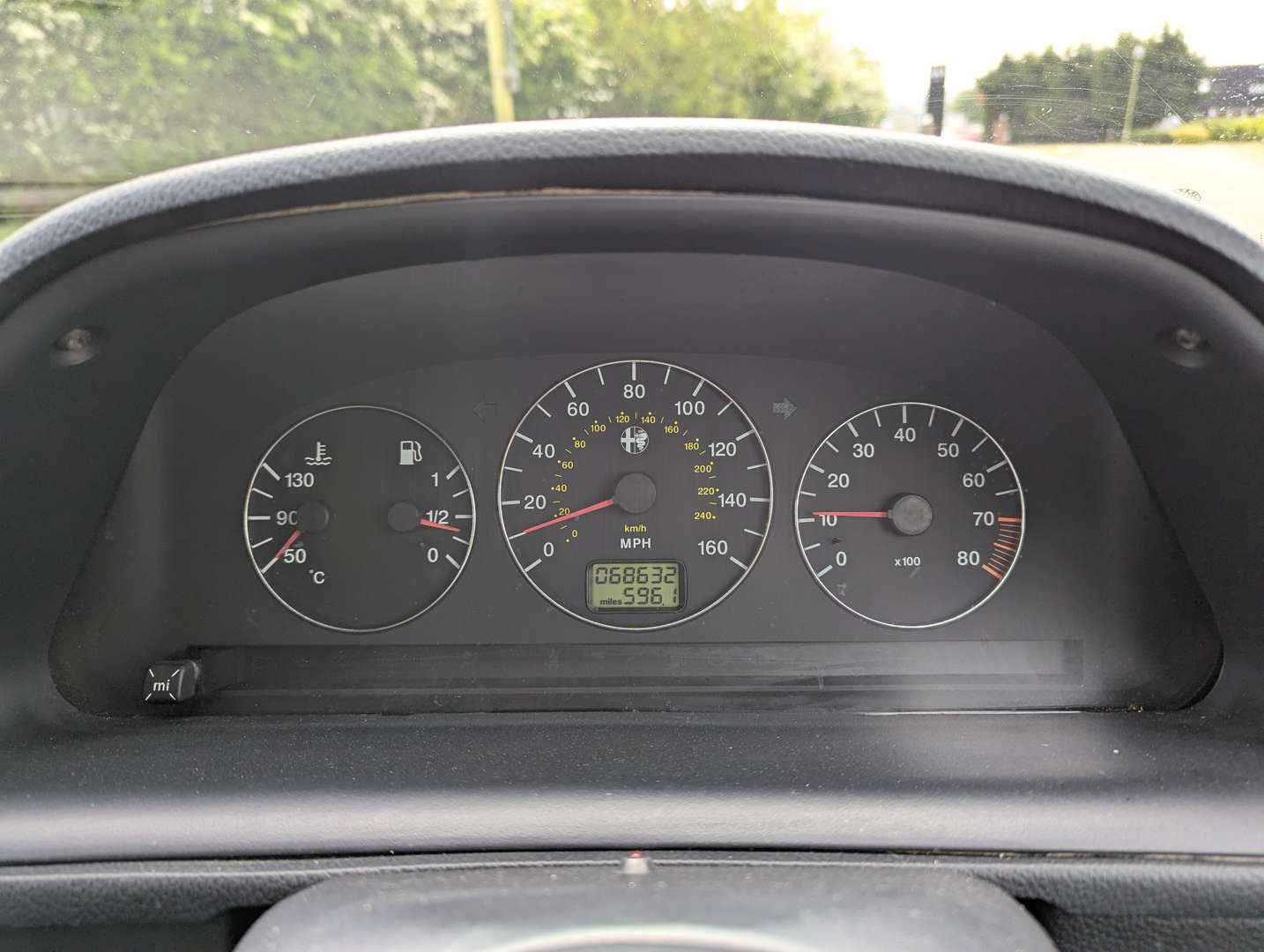 <p>2000 ALFA ROMEO 145 CLOVERLEAF</p>