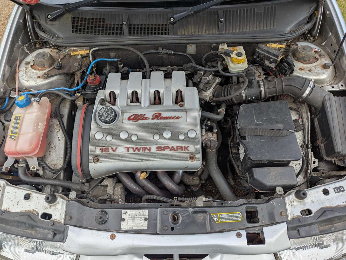 <p>2000 ALFA ROMEO 145 CLOVERLEAF</p>