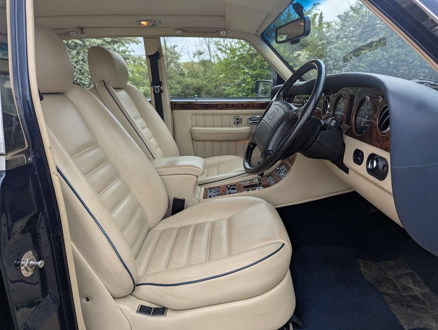 <p>1996 BENTLEY TURBO R</p>
