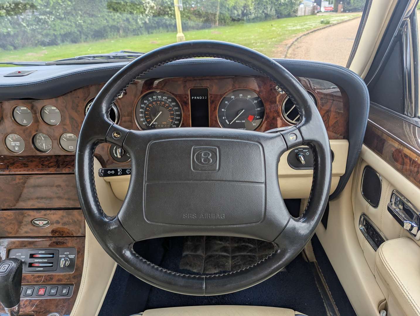 <p>1996 BENTLEY TURBO R</p>