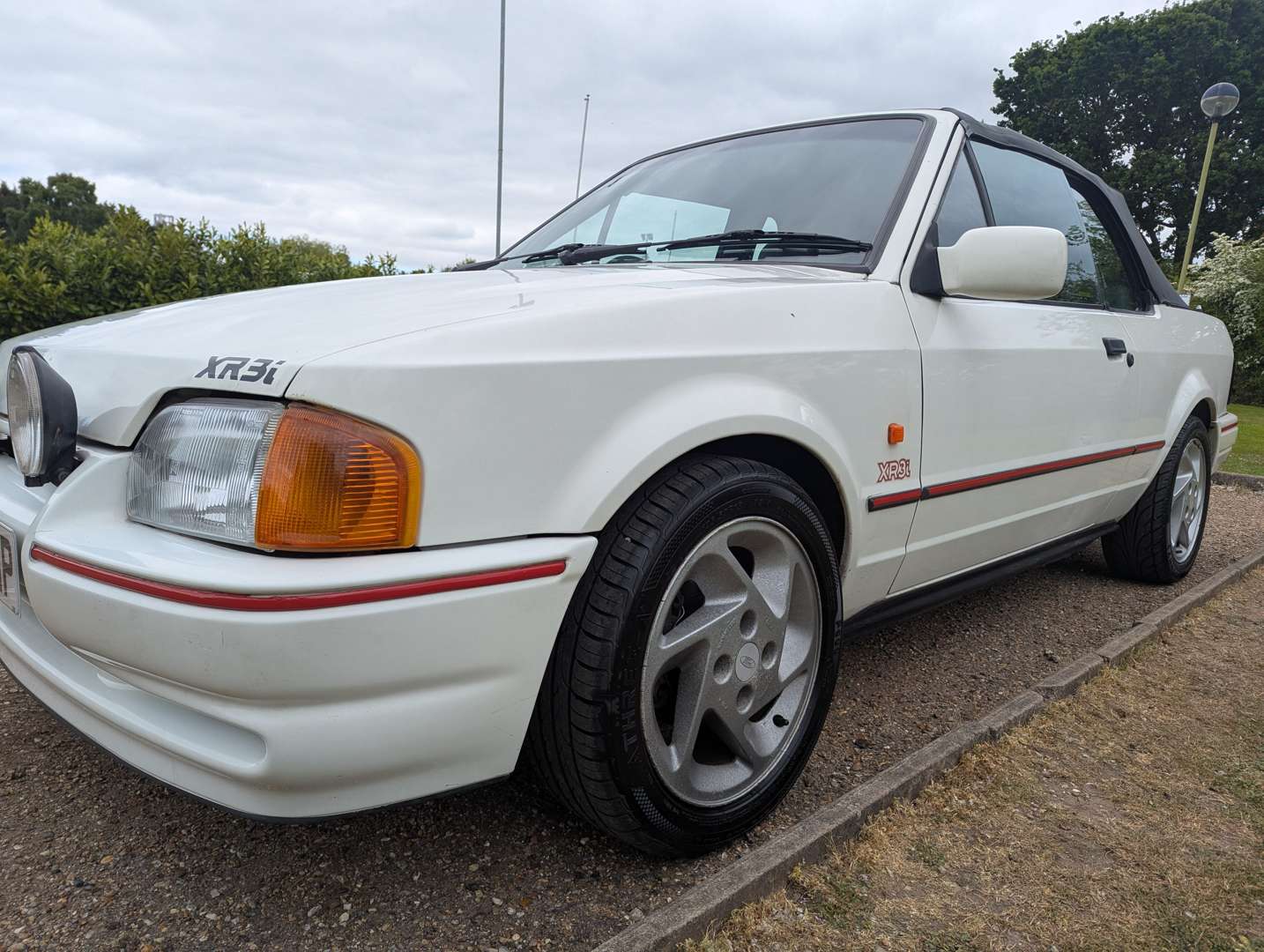 <p>1991 FORD ESCORT 1.6I CABRIOLET</p>