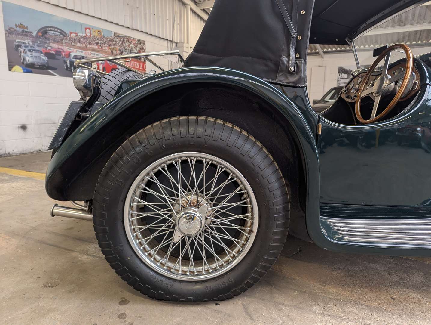 <p>1988 JAGUAR SS100 RE-CREATION SUFFOLK ENGINEERING</p>
