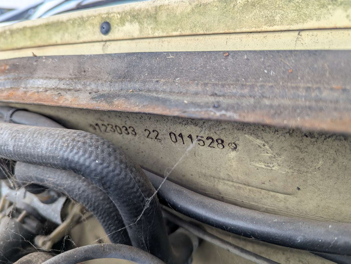 <p>1976 MERCEDES W123 280 E AUTO</p>