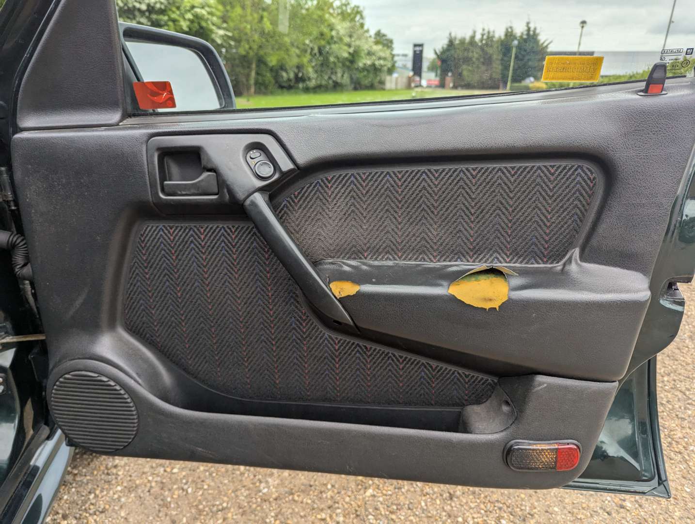 <p>1995 VAUXHALL CAVALIER SRI 16V</p>
