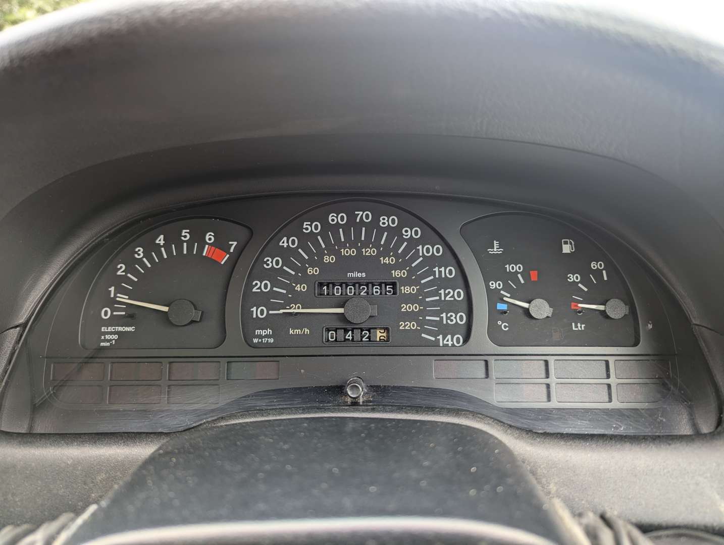 <p>1995 VAUXHALL CAVALIER SRI 16V</p>