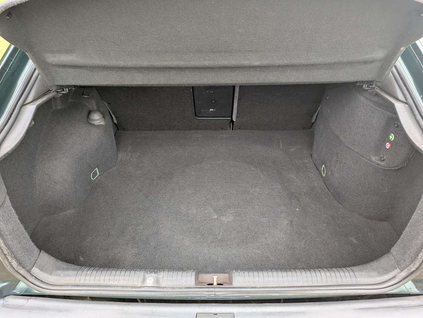 <p>1995 VAUXHALL CAVALIER SRI 16V</p>