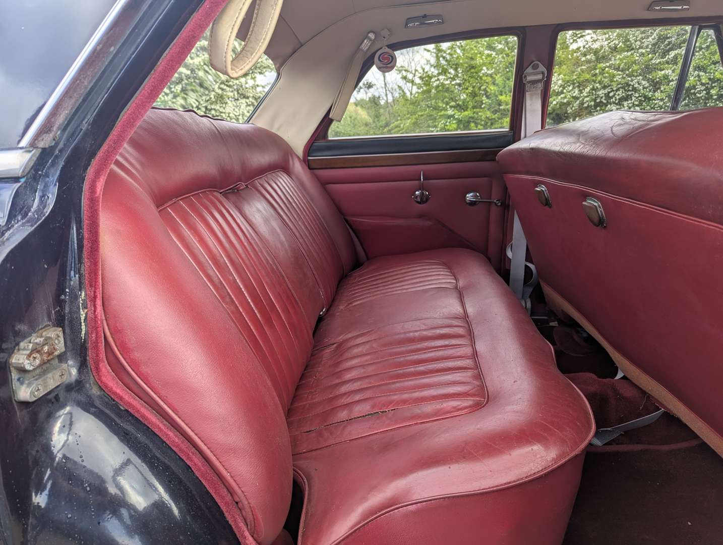 <p>1965 ROVER P5 3-LITRE AUTO</p>