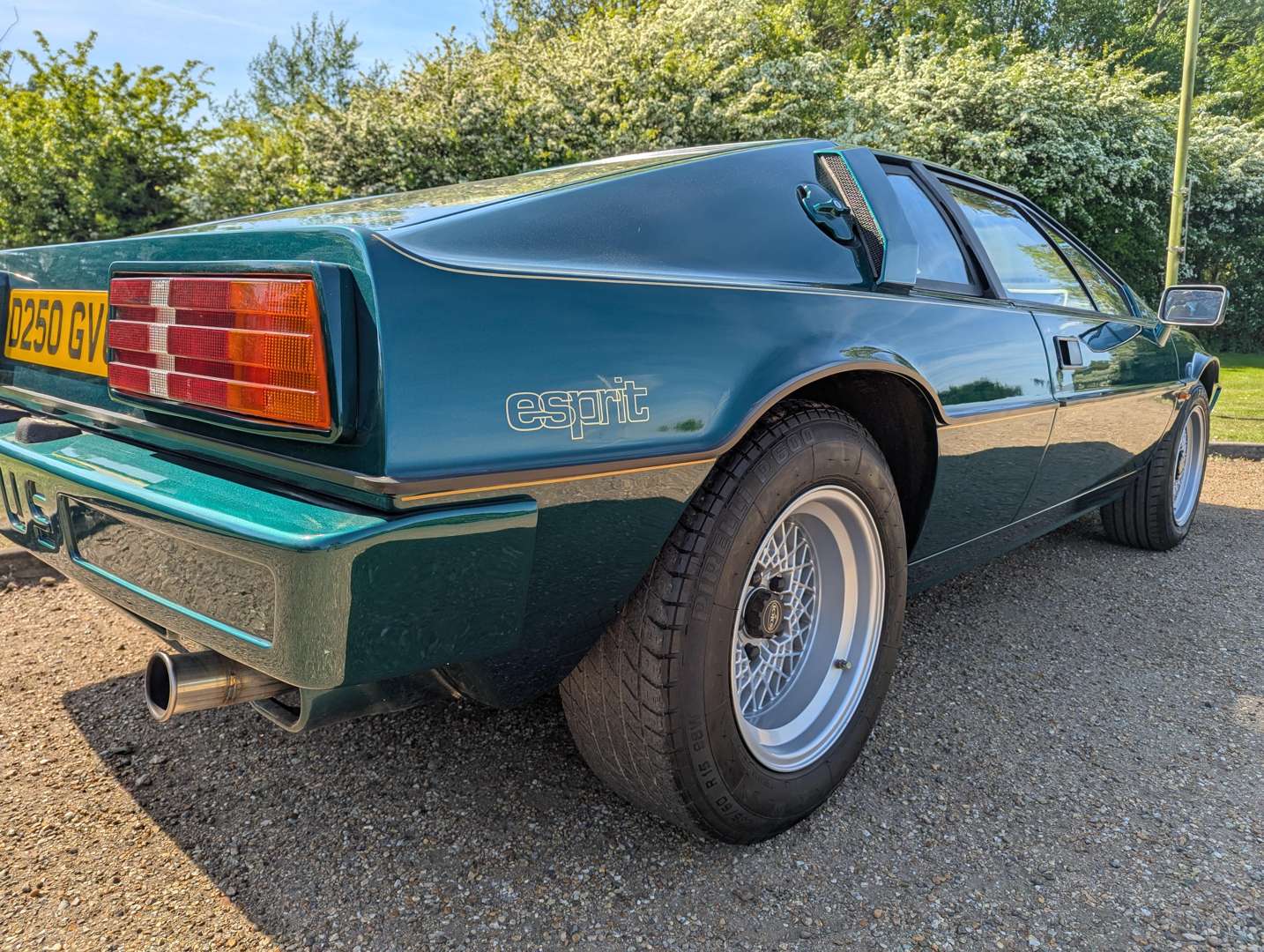 <p>1986 LOTUS ESPRIT S3</p>