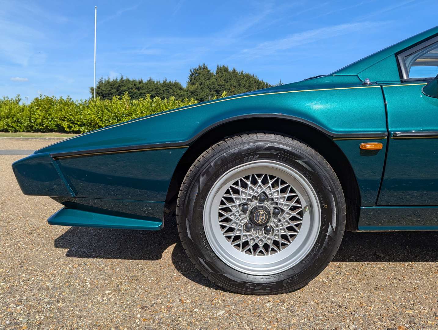 <p>1986 LOTUS ESPRIT S3</p>