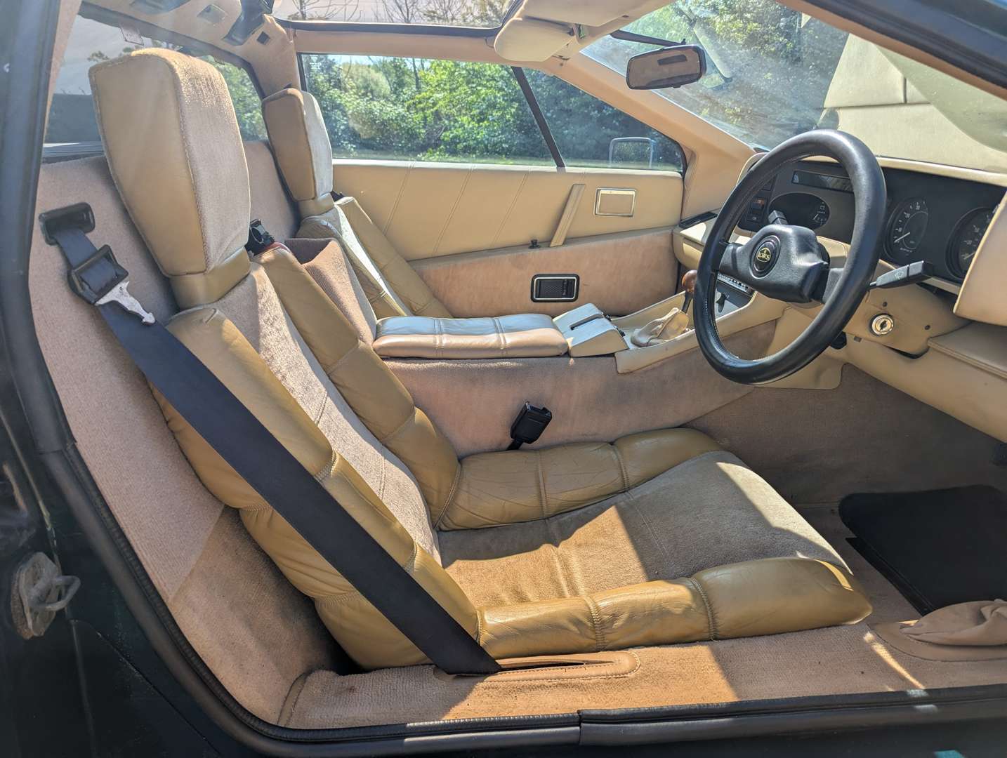 <p>1986 LOTUS ESPRIT S3</p>