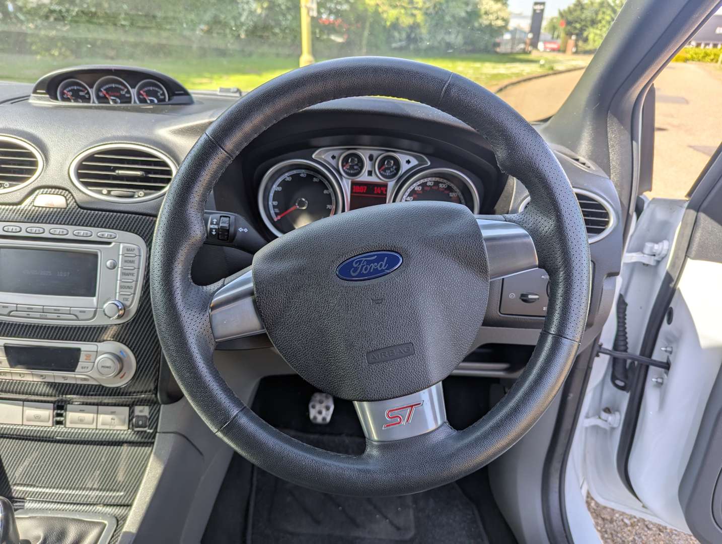 <p>2010 FORD FOCUS ST3 22,097 MILES</p>