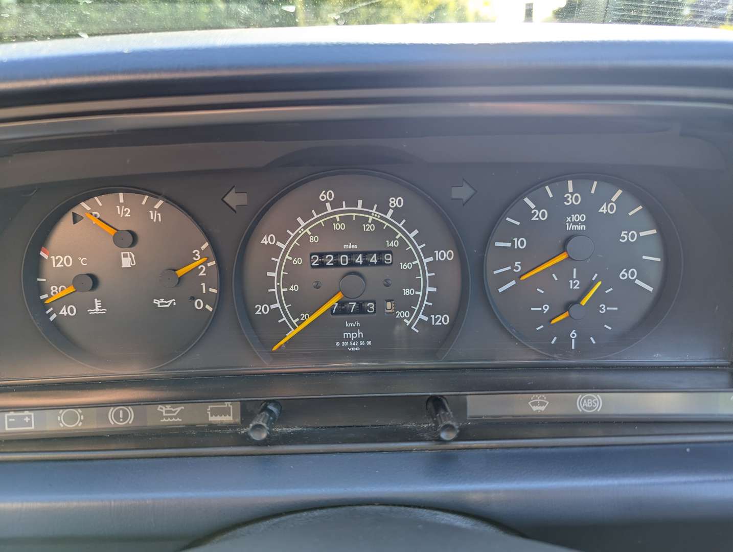 <p>1992 MERCEDES 190D AUTO</p>