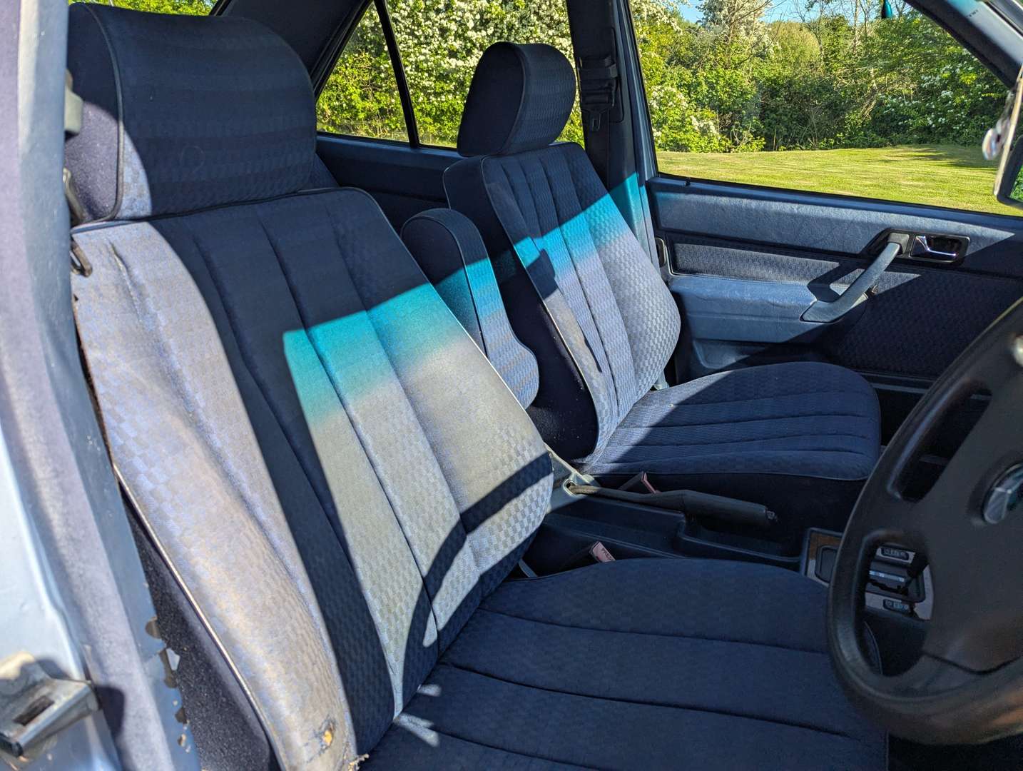 <p>1992 MERCEDES 190D AUTO</p>