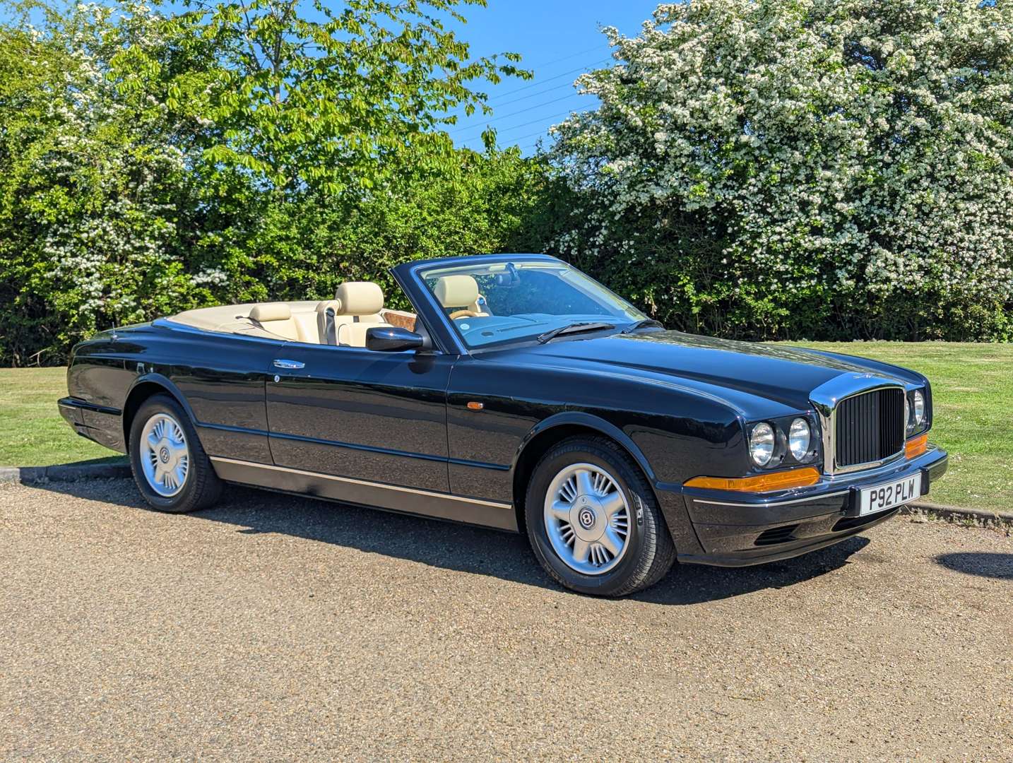<p>1997 BENTLEY AZURE AUTO</p>