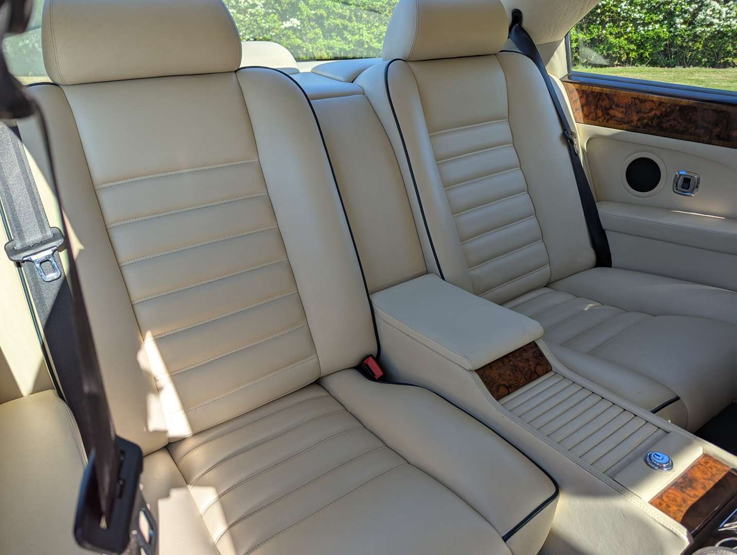 <p>1995 BENTLEY CONTINENTAL R</p>