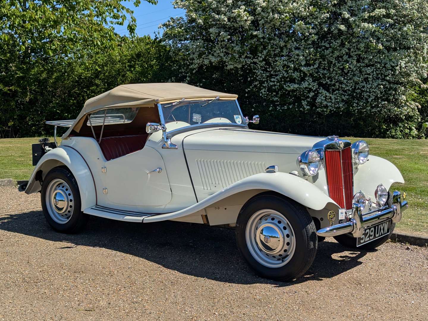 <p>1951 MG TD</p>