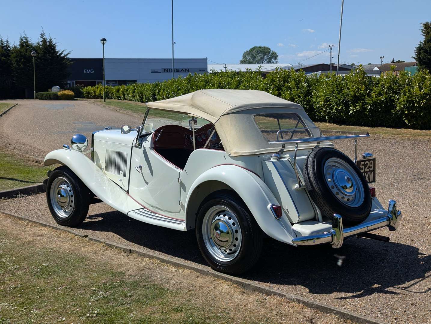<p>1951 MG TD</p>