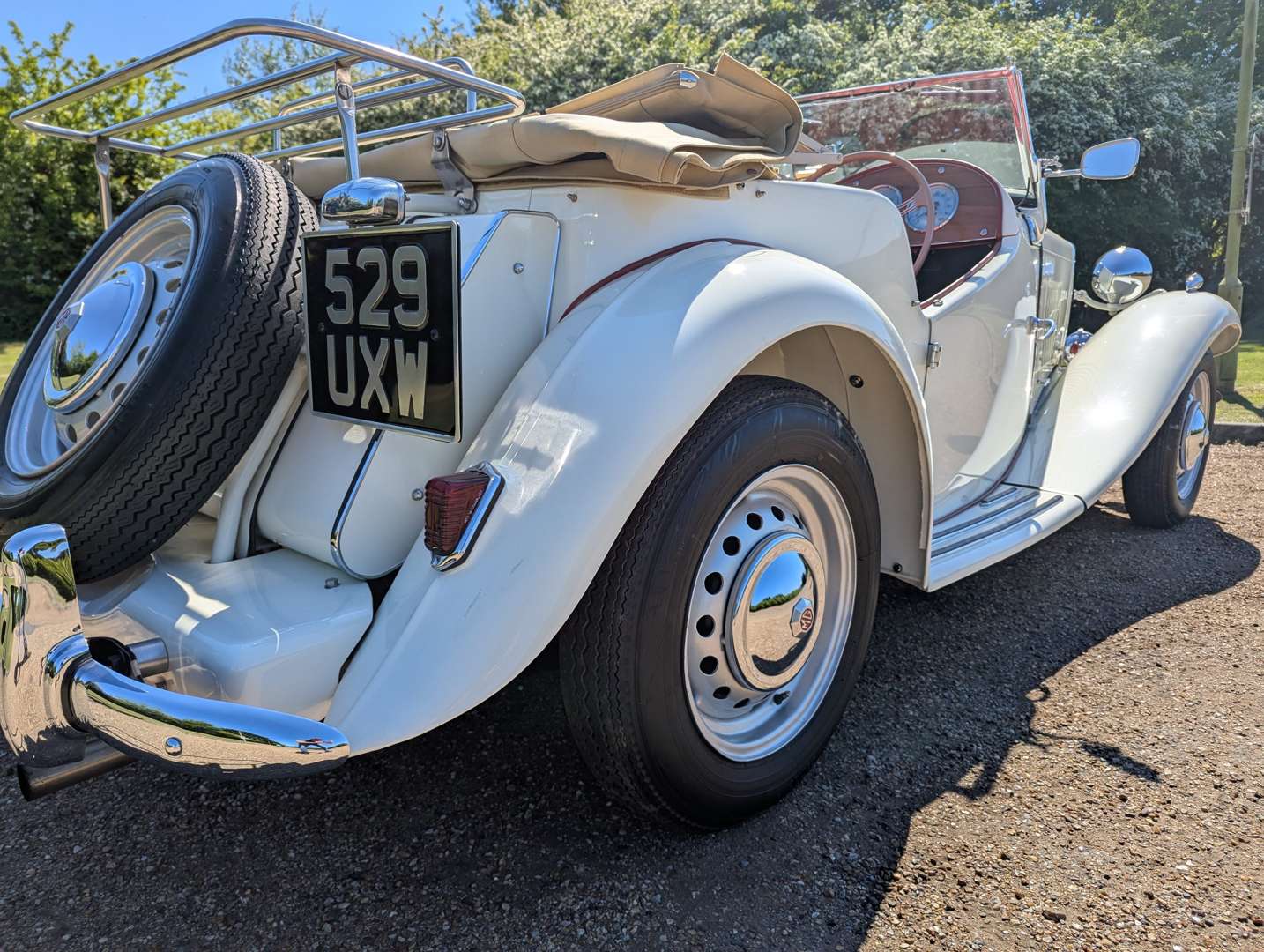 <p>1951 MG TD</p>