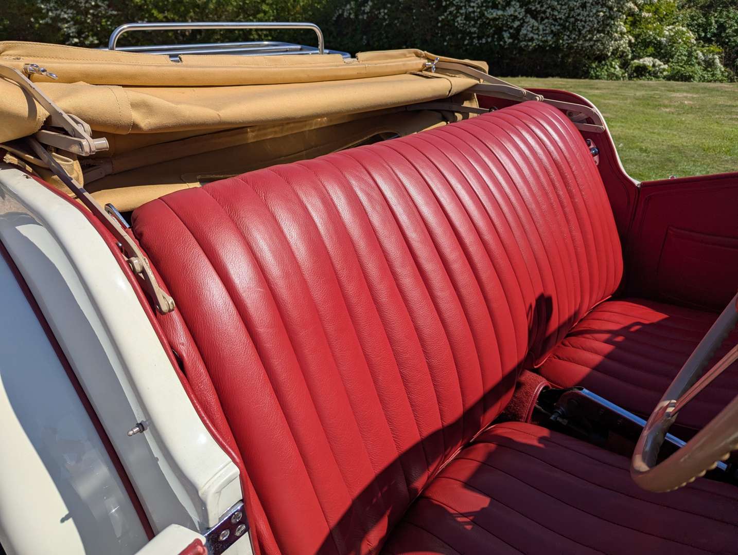 <p>1951 MG TD</p>