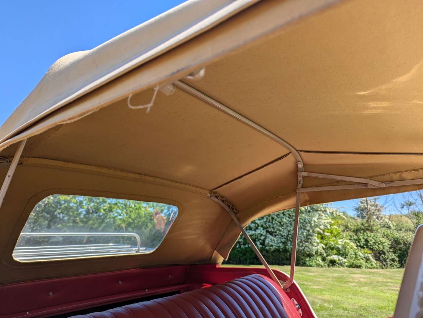 <p>1951 MG TD</p>