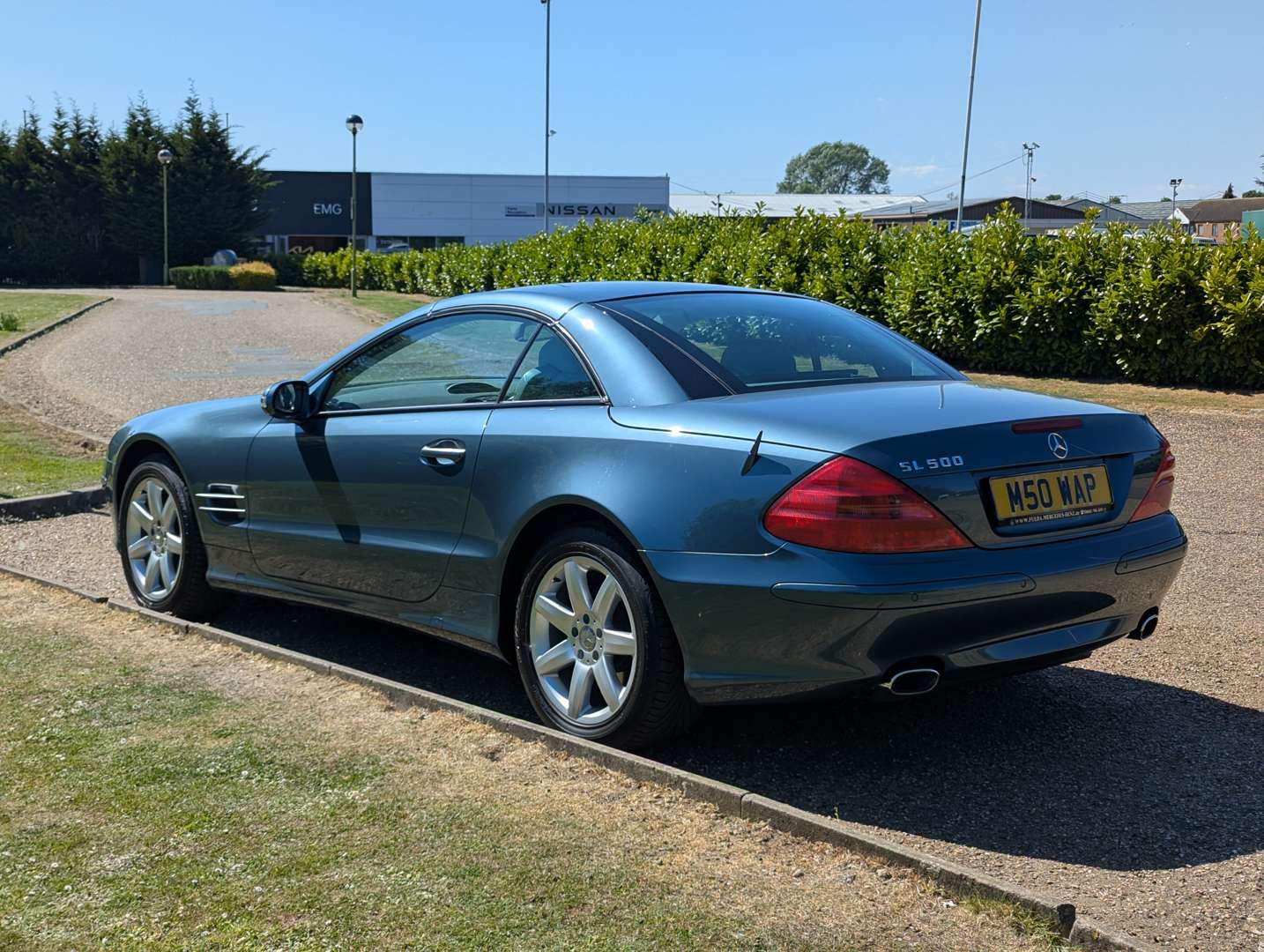 <p>2003 MERCEDES SL500 AUTO 13,595 MILES</p>
