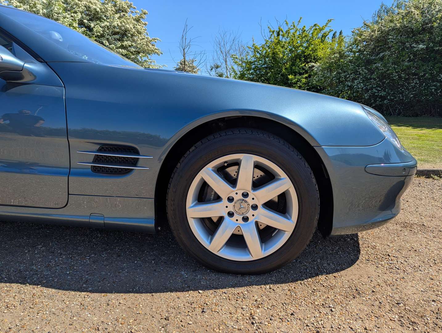<p>2003 MERCEDES SL500 AUTO 13,595 MILES</p>