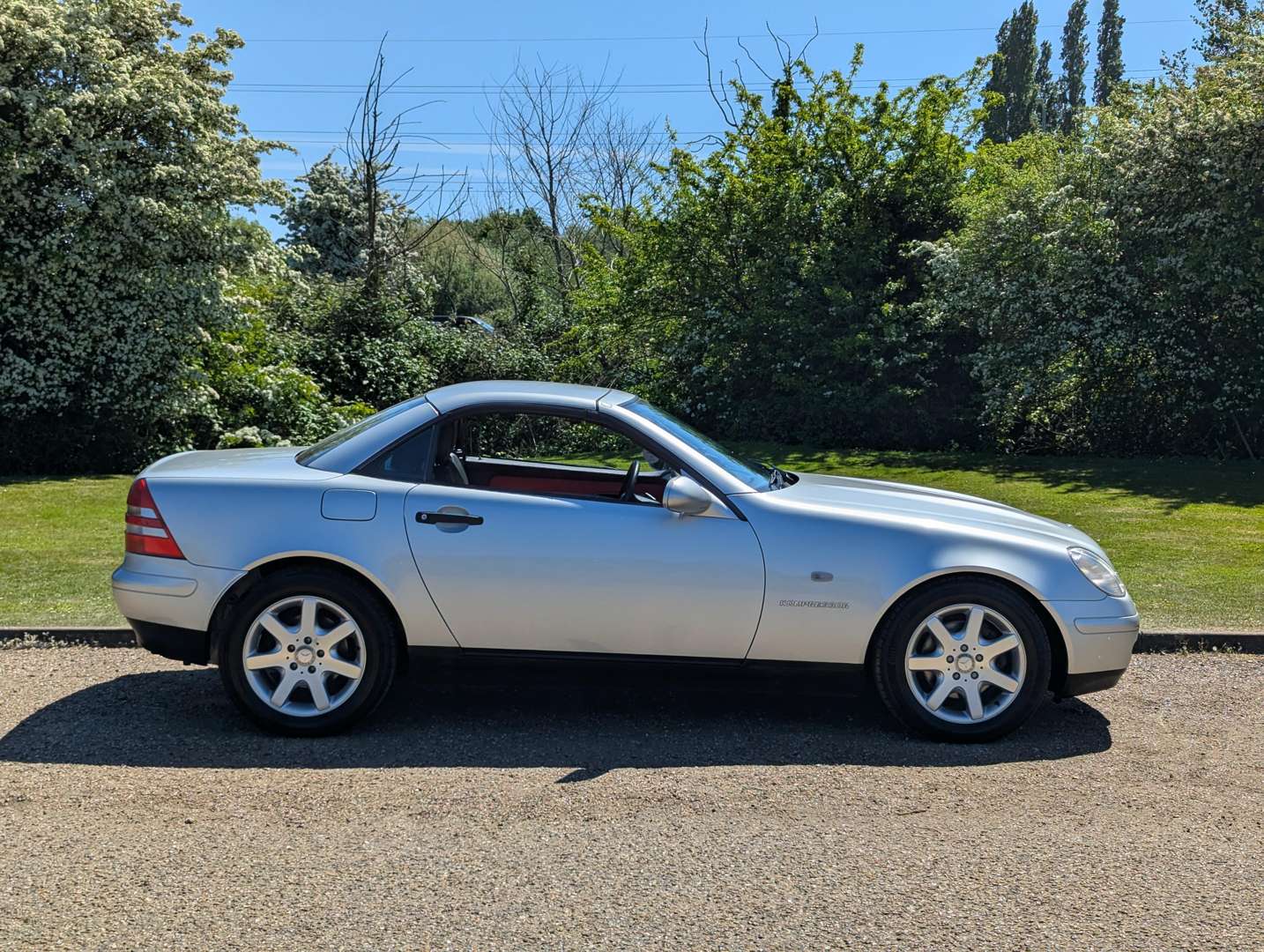 <p>1997 MERCEDES SLK 230 KOMPRESSOR AUTO 16,675 MILES</p>