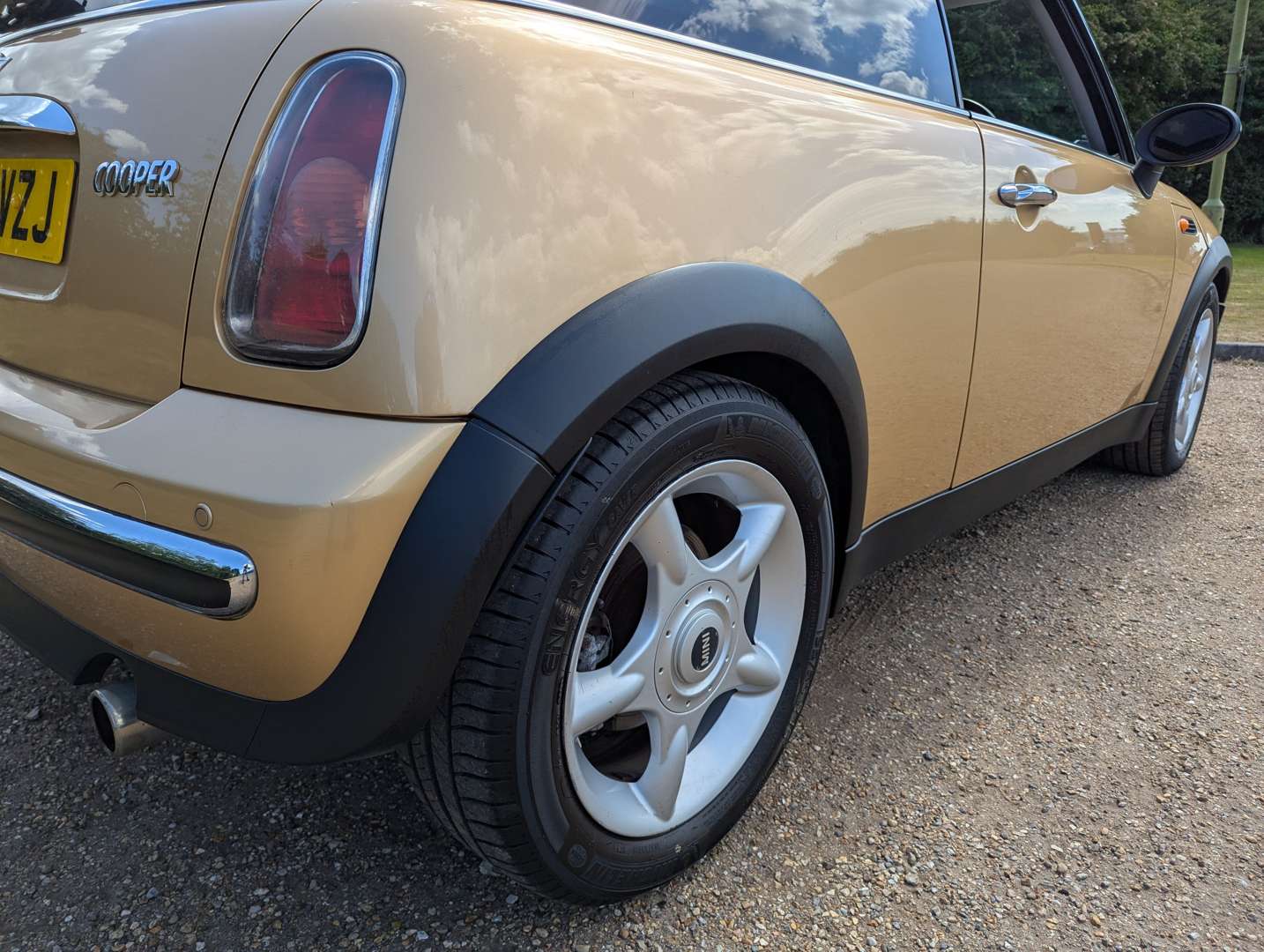 <p>2003 MINI COOPER</p>