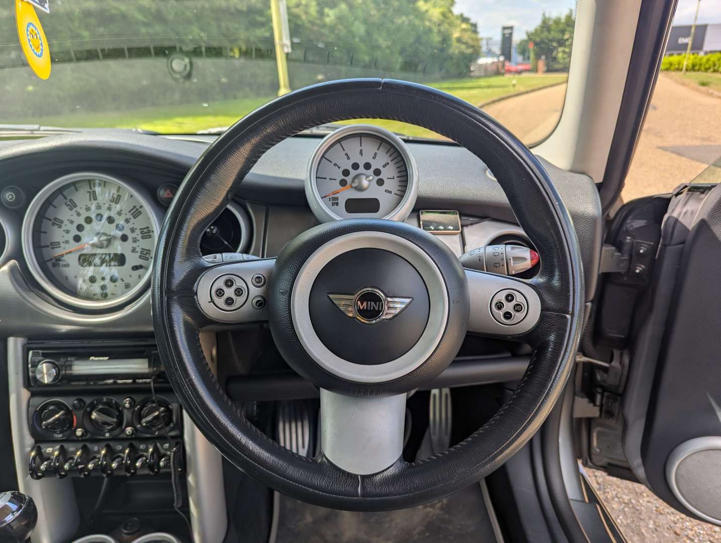 <p>2002 MINI COOPER S HARTGE</p>