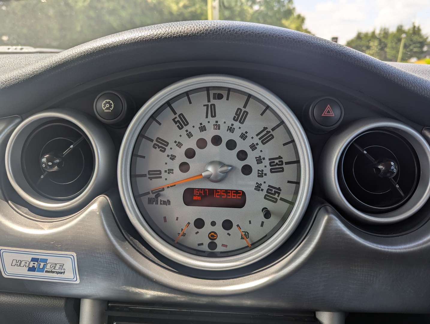 <p>2002 MINI COOPER S HARTGE</p>