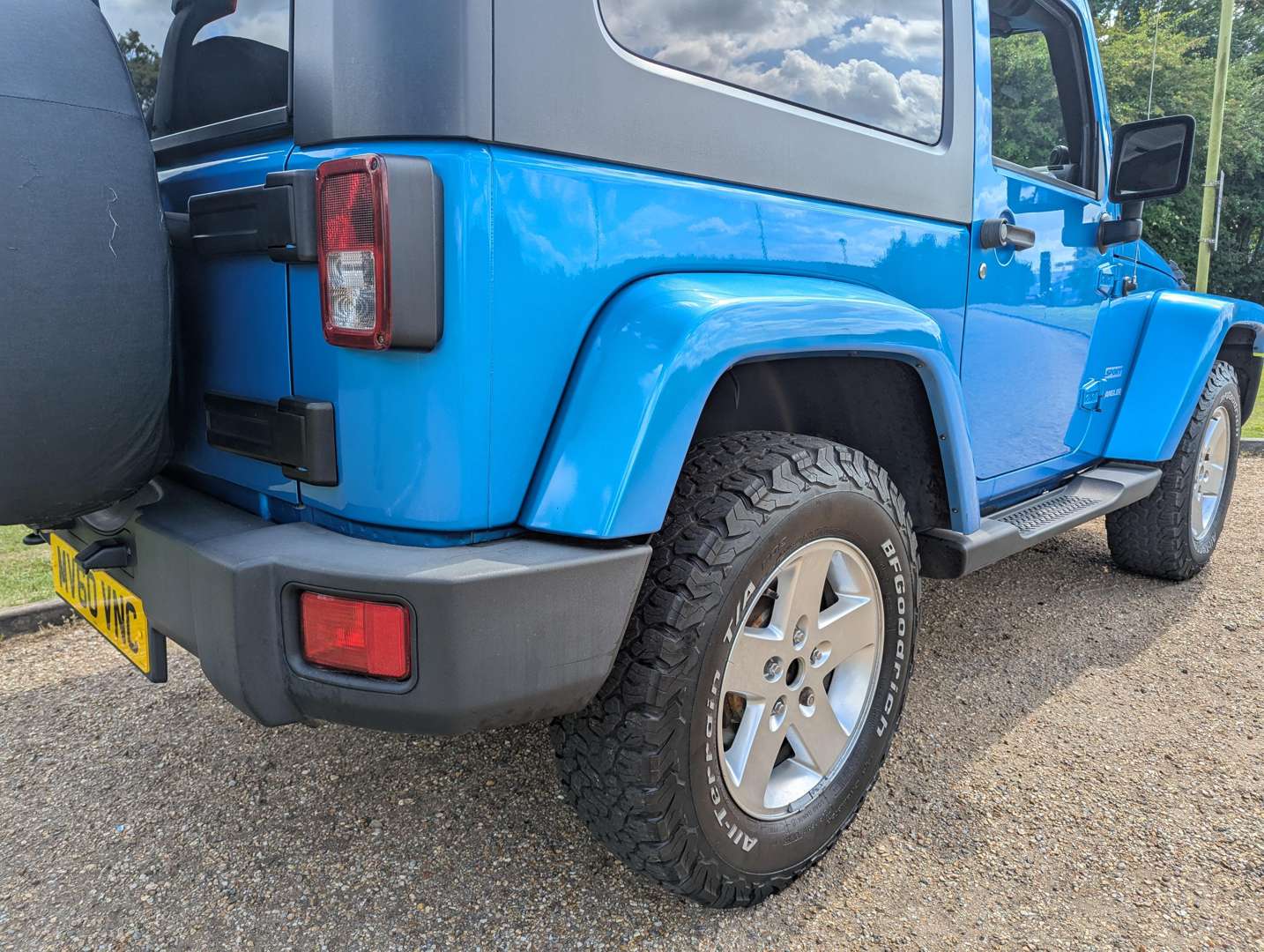 <p>2010 JEEP WRANGLER SAHARA CRD AUTO ONE REGISTERED OWNER</p>