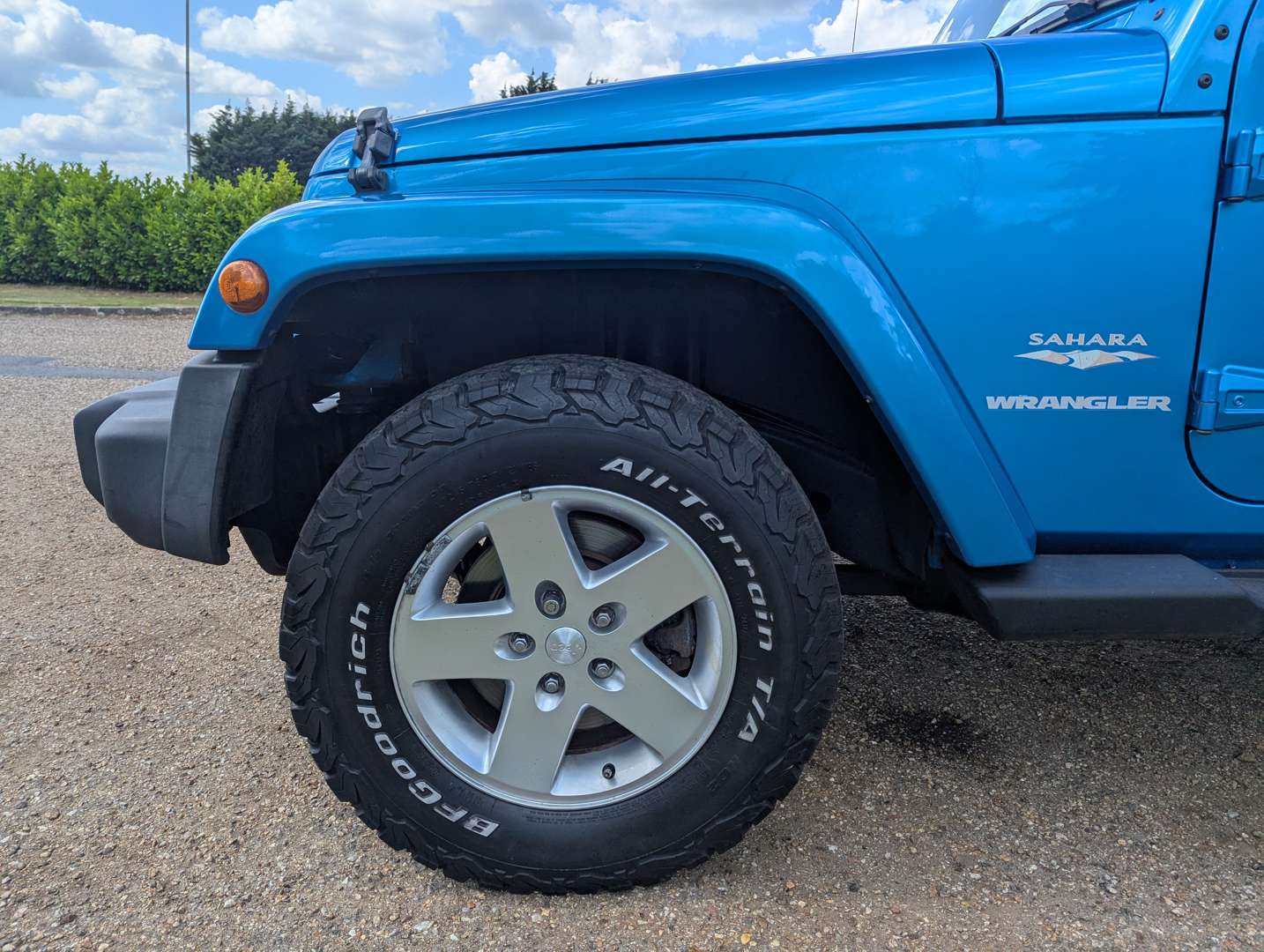 <p>2010 JEEP WRANGLER SAHARA CRD AUTO ONE REGISTERED OWNER</p>