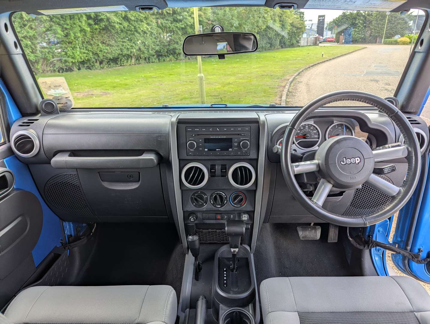 <p>2010 JEEP WRANGLER SAHARA CRD AUTO ONE REGISTERED OWNER</p>