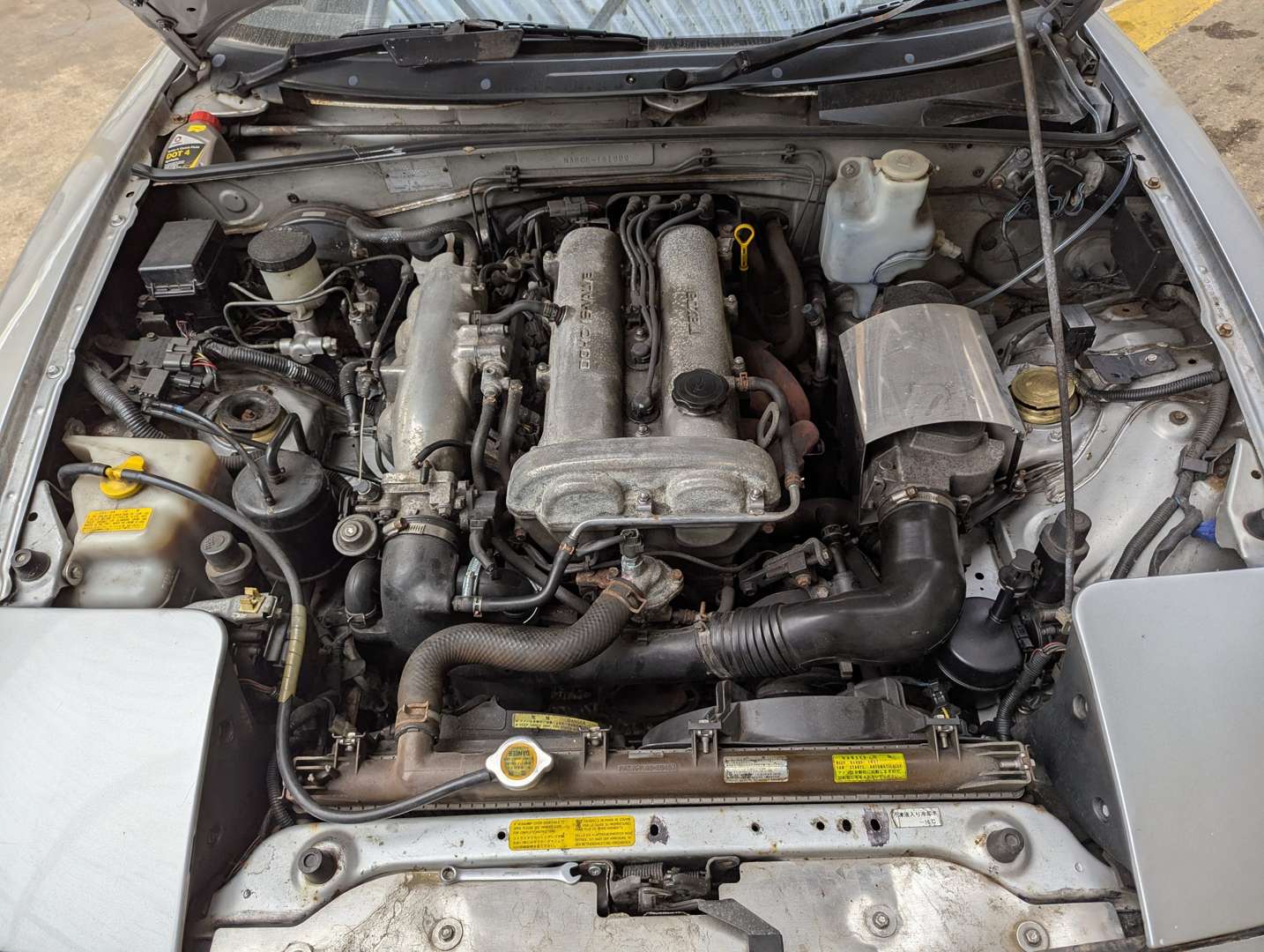 <p>1992 MAZDA MX-5 CONVERTIBLE</p>