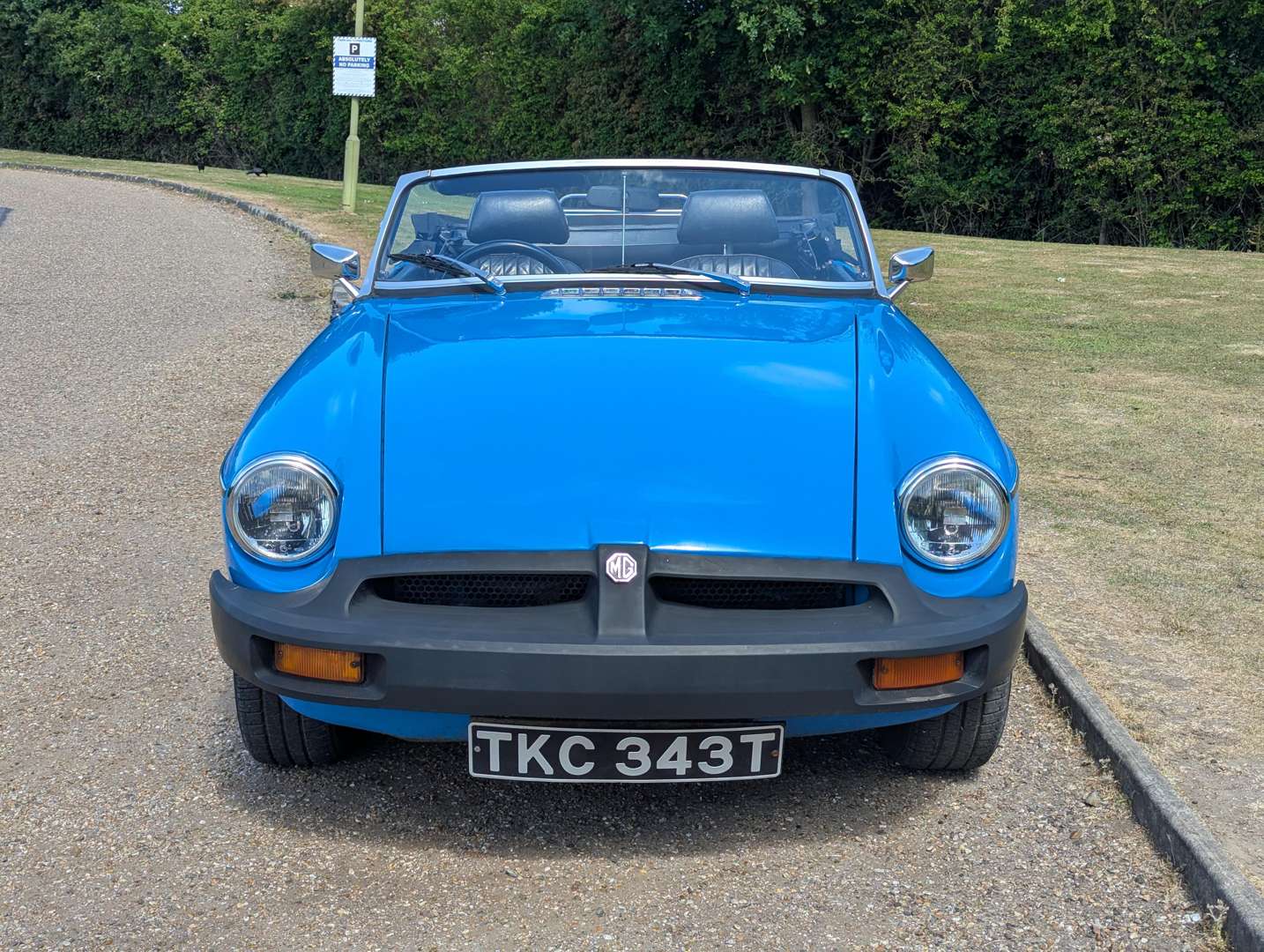 <p>1979 MG B ROADSTER</p>