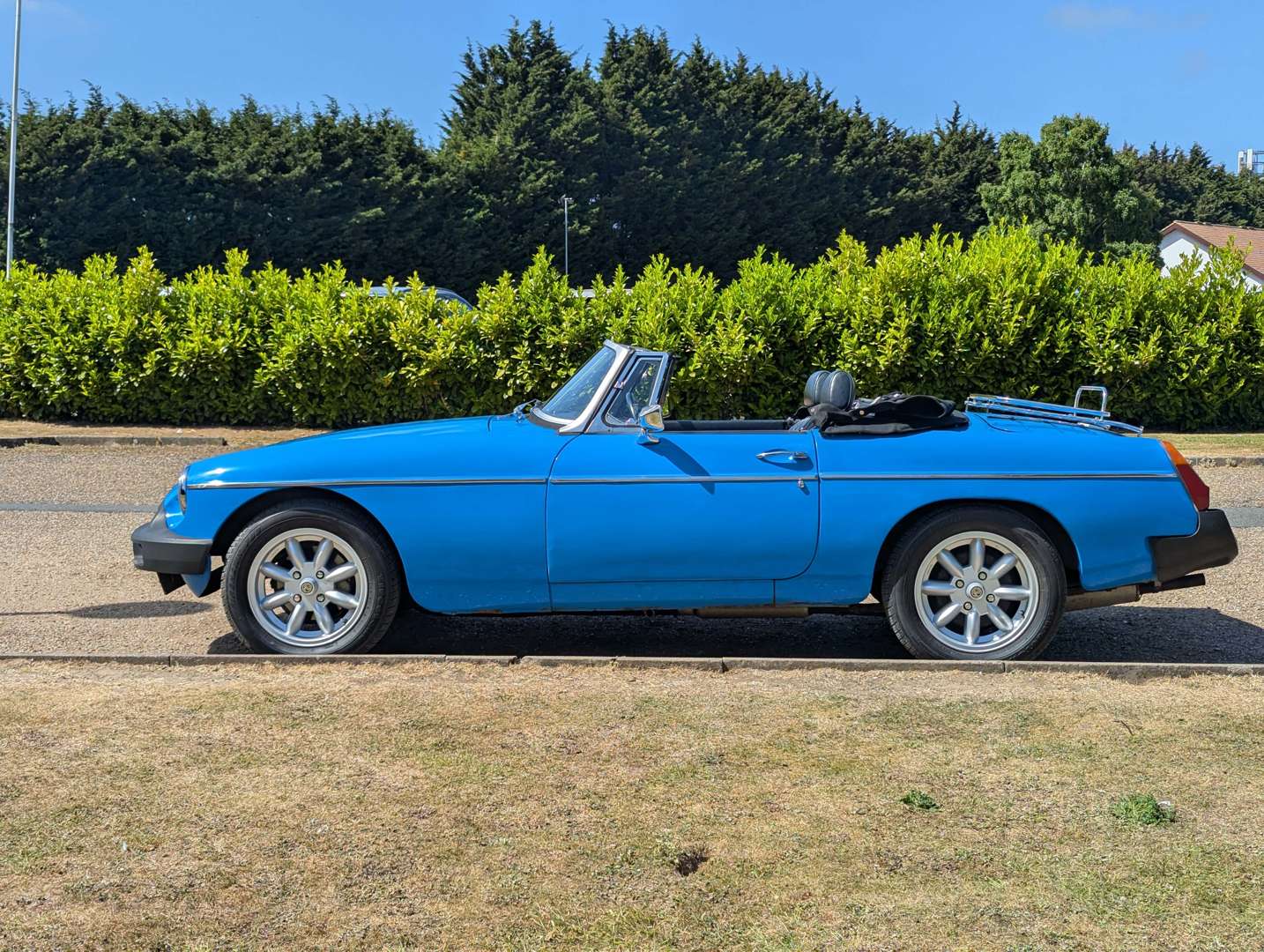 <p>1979 MG B ROADSTER</p>