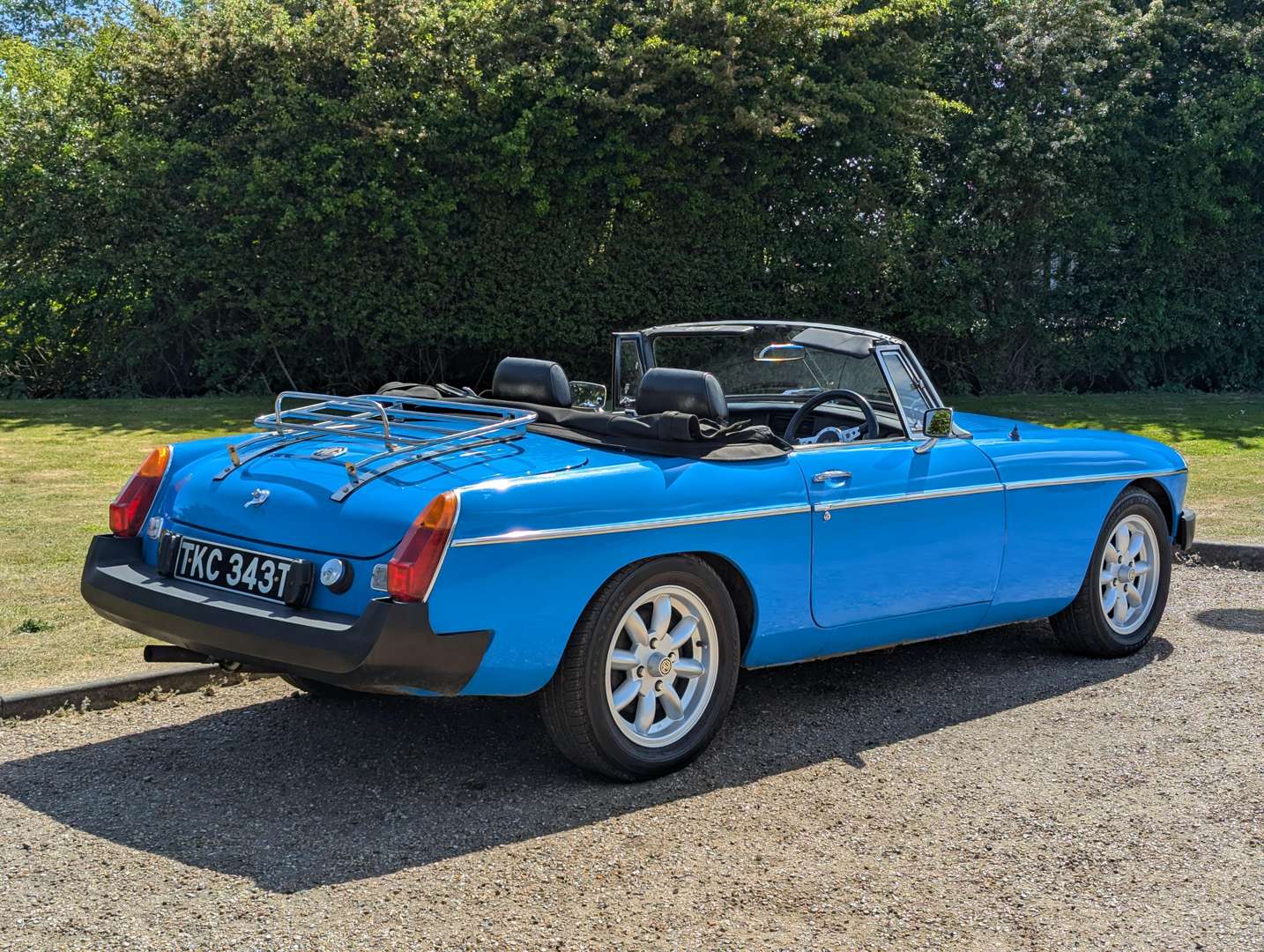 <p>1979 MG B ROADSTER</p>